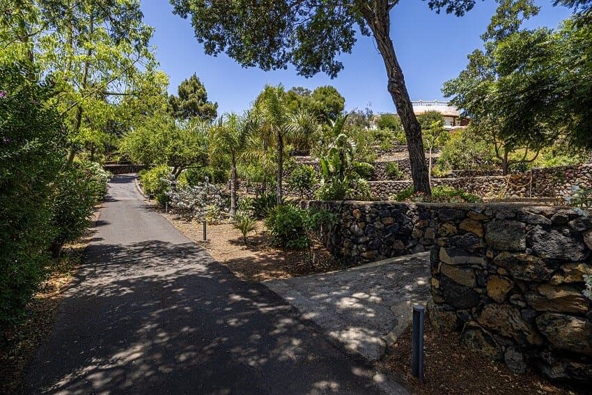 Einfahrt, Casa Mi Arcadia, Ferienhaus La Palma mit privatem Pool Einfahrt, Casa Mi Arcadia, Ferienhaus La Palma mit privatem Pool