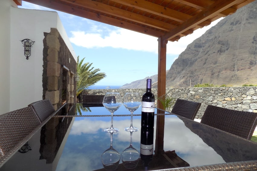 Spain - Canary Islands - El Hierro - Frontera - Villa Mocanes - Terrace with lounge furniture and ocean view